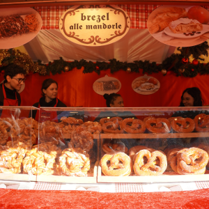 Bretzel dolci - Cosa mangiare ai mercatini di Natale a Verona?