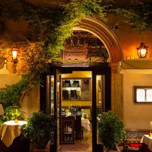 Ristorante Antica Torretta - Ristoranti in stile natalizio a Verona