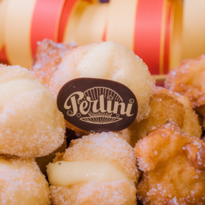 Pasticceria Perlini - Dove mangiare frittelle di Carnevale a Verona